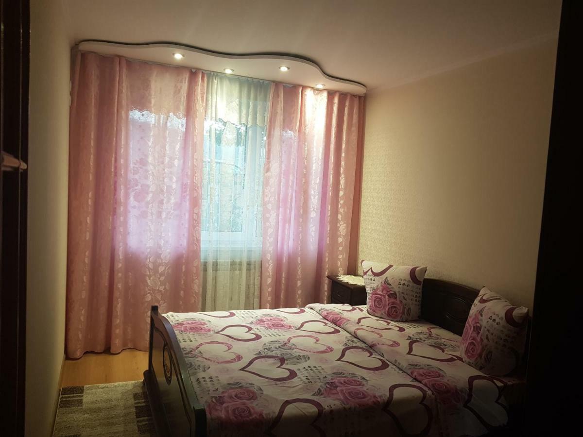 Diana Apartament Iasi Buitenkant foto