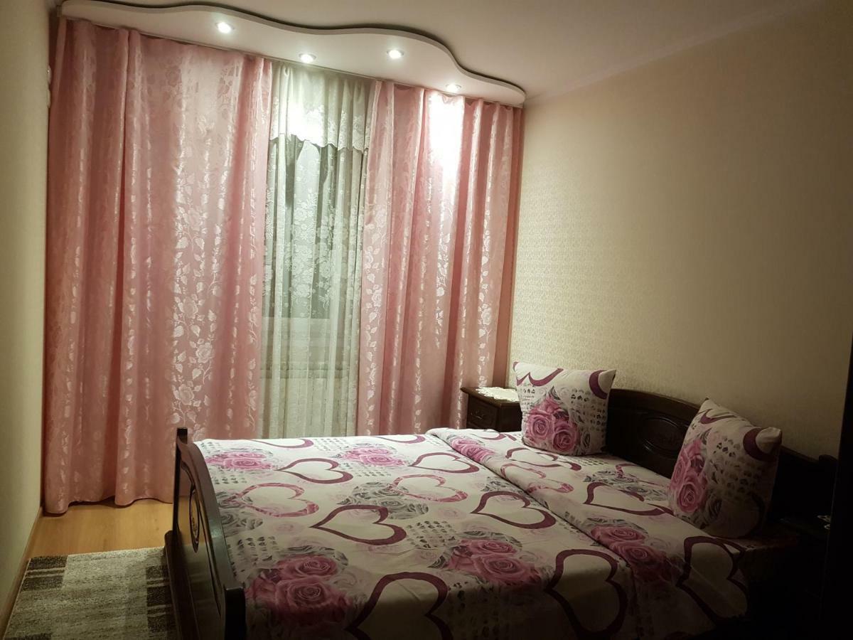 Diana Apartament Iasi Buitenkant foto